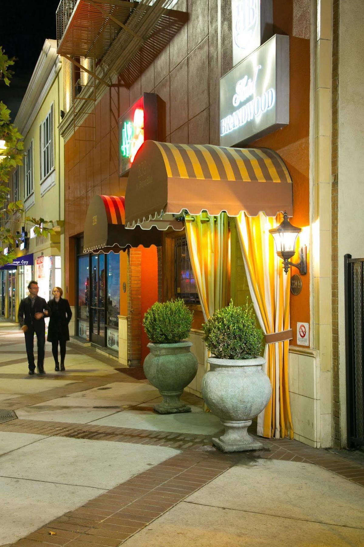 Brand Plaza Hotel Glendale Kültér fotó